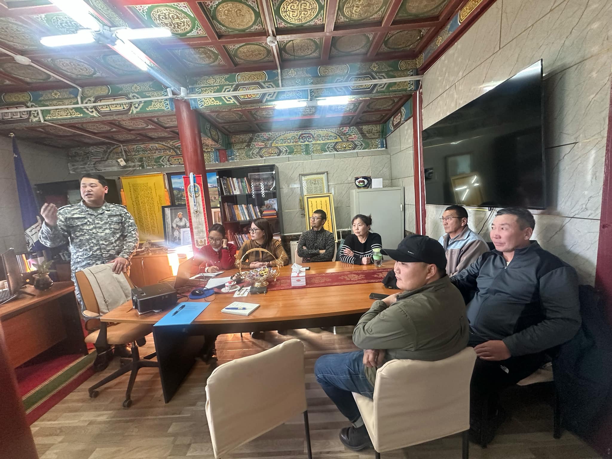 “Эрсдэлийн боловсрол” үндэсний аяны хүрээнд музейн албан хаагчид мэргэжлийн байгууллагын сургалтад хамрагдлаа.